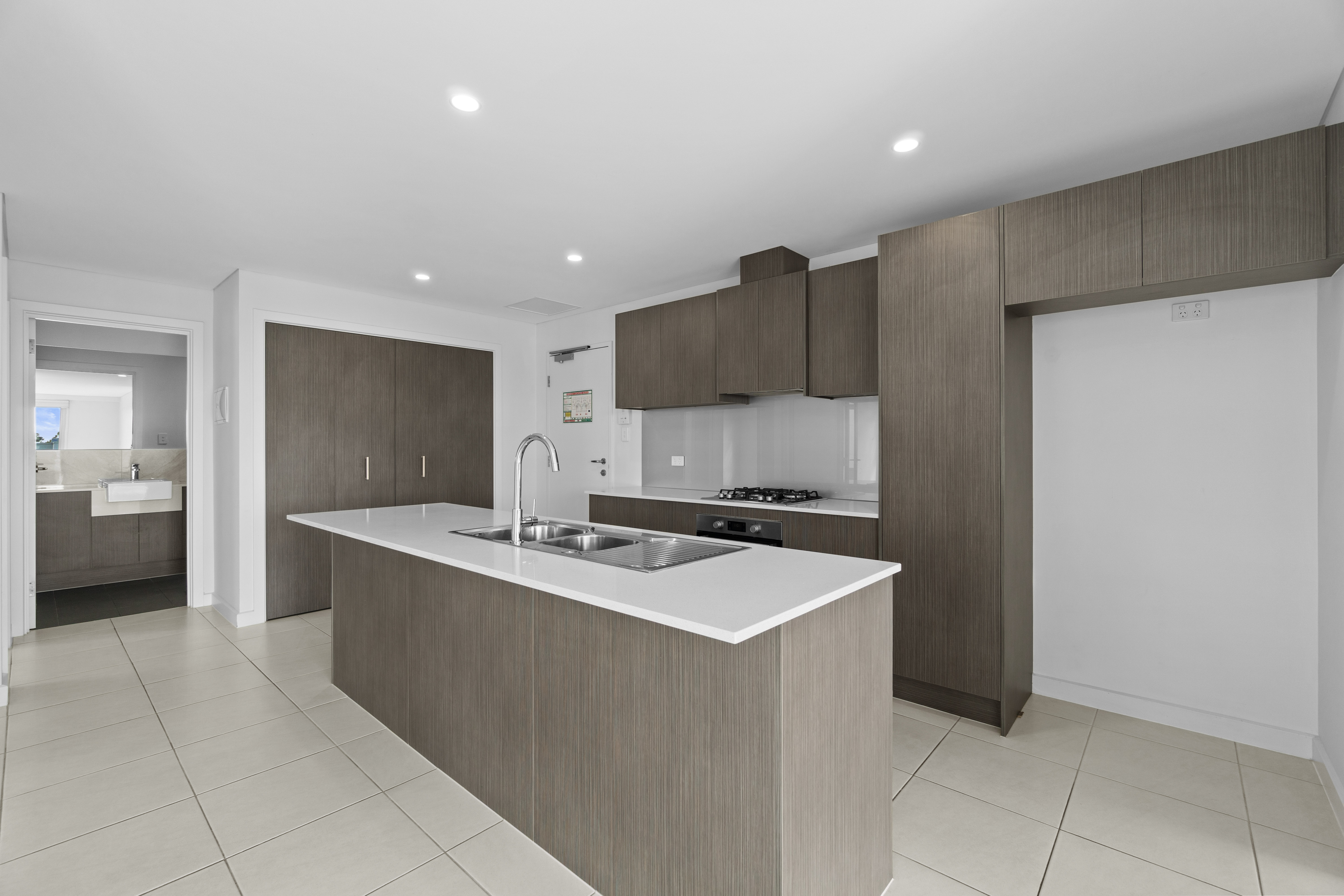 201/23 Warner Avenue, Findon SA