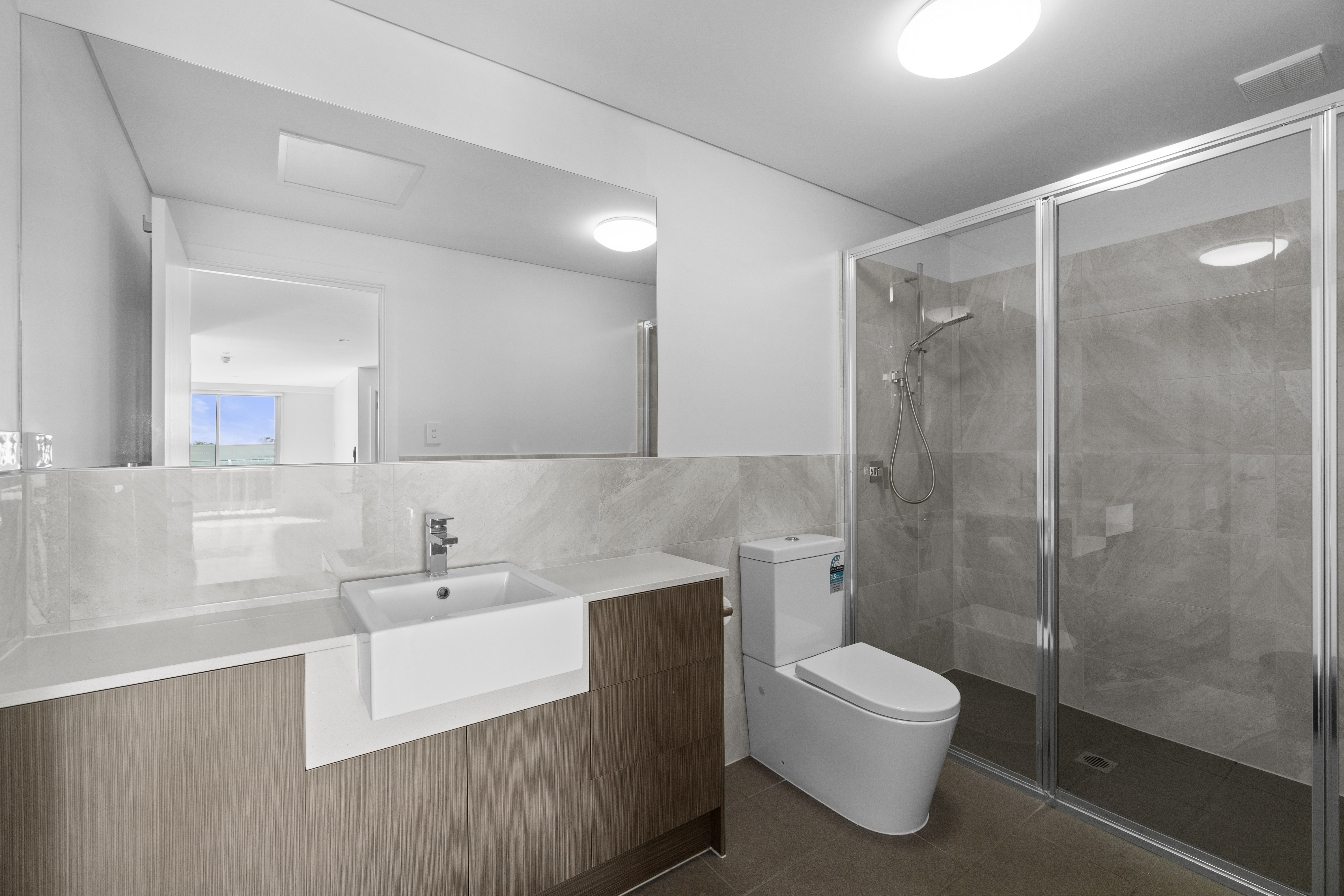 201/23 Warner Avenue, Findon SA