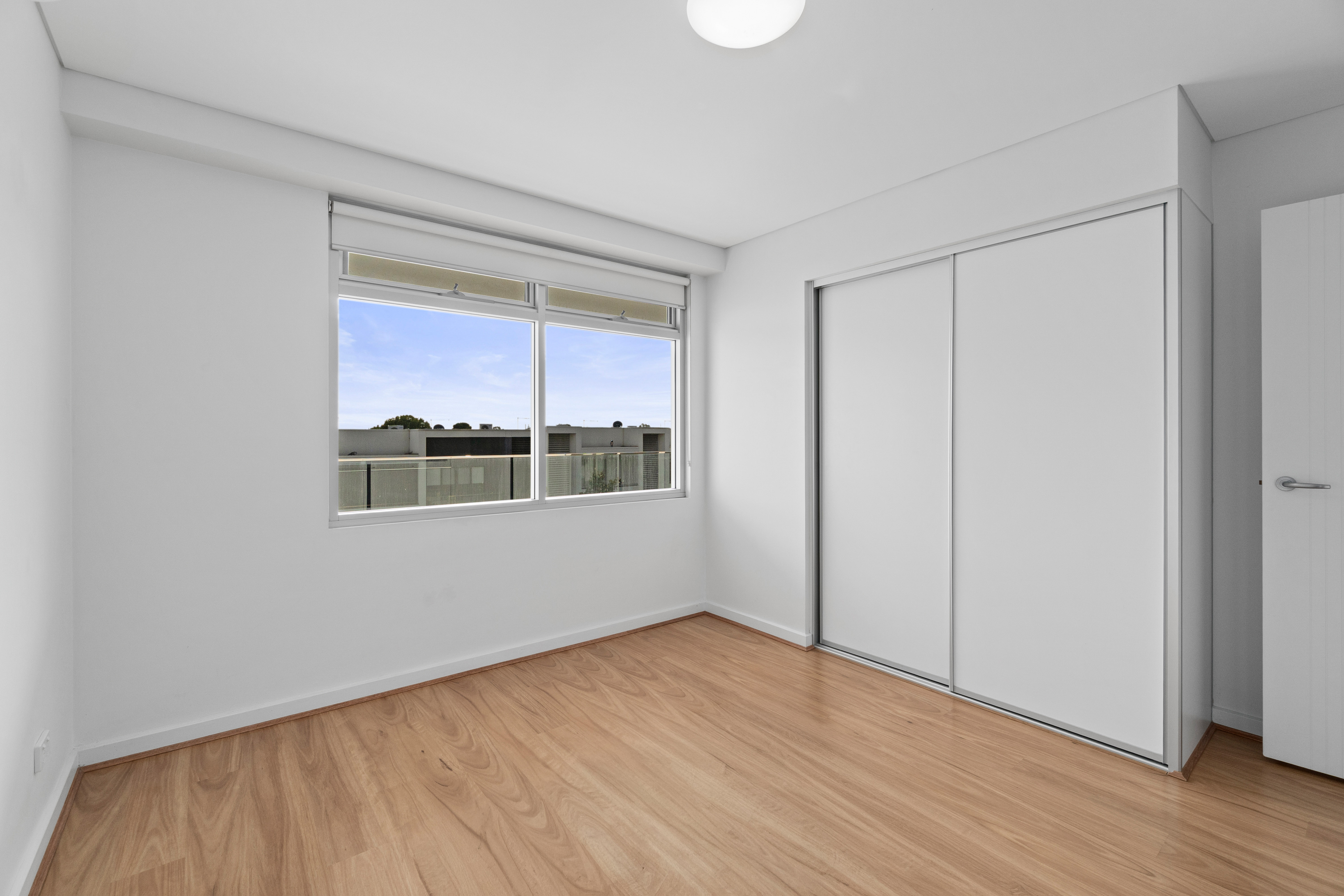 201/23 Warner Avenue, Findon SA