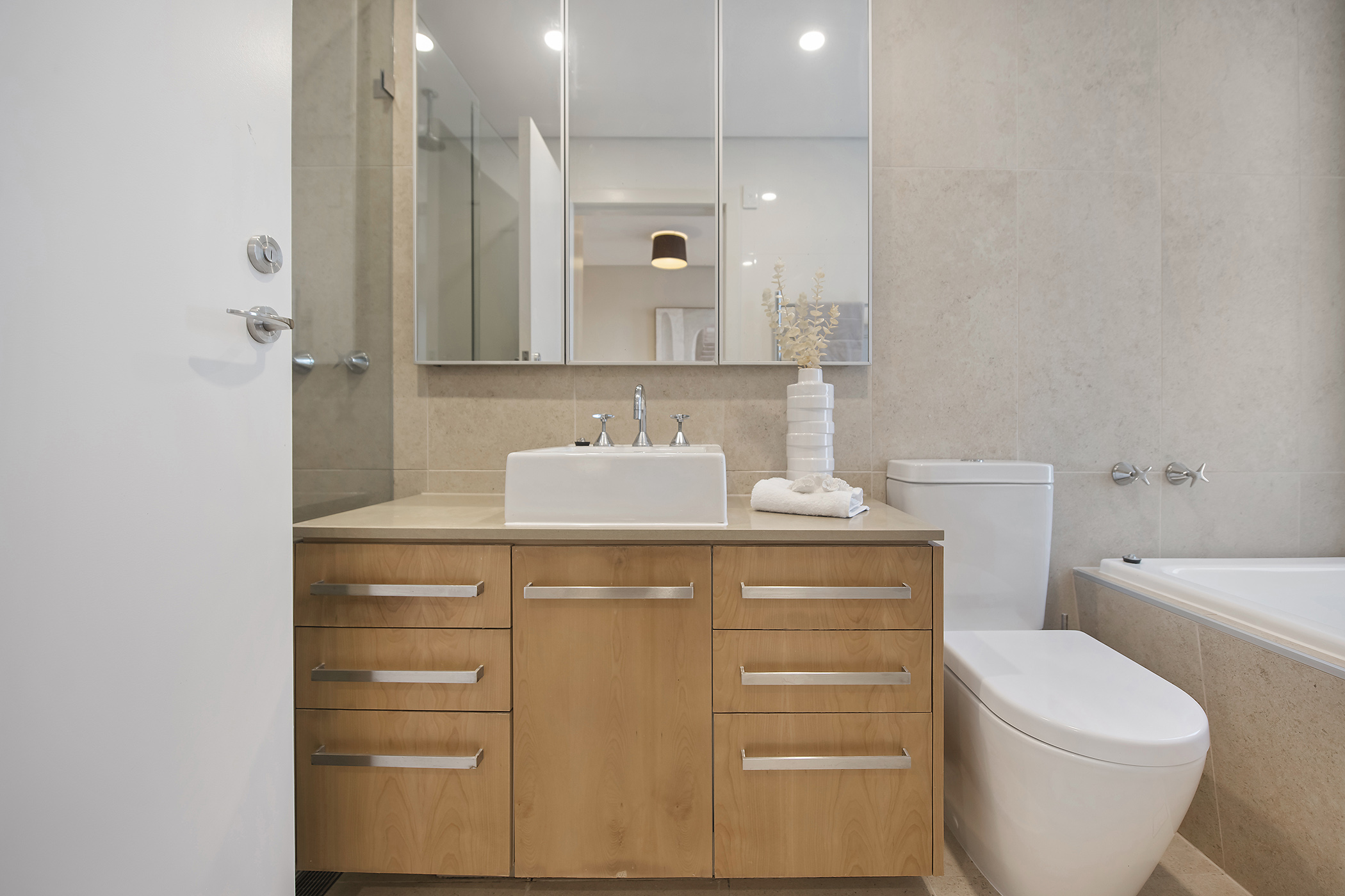 408/145 Brebner Drive, West Lakes SA