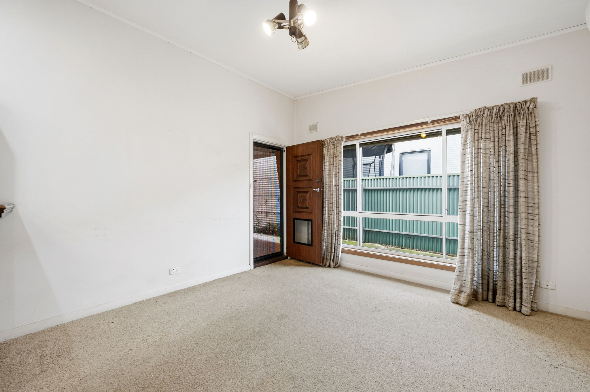 28 Mellor Road, Glanville SA