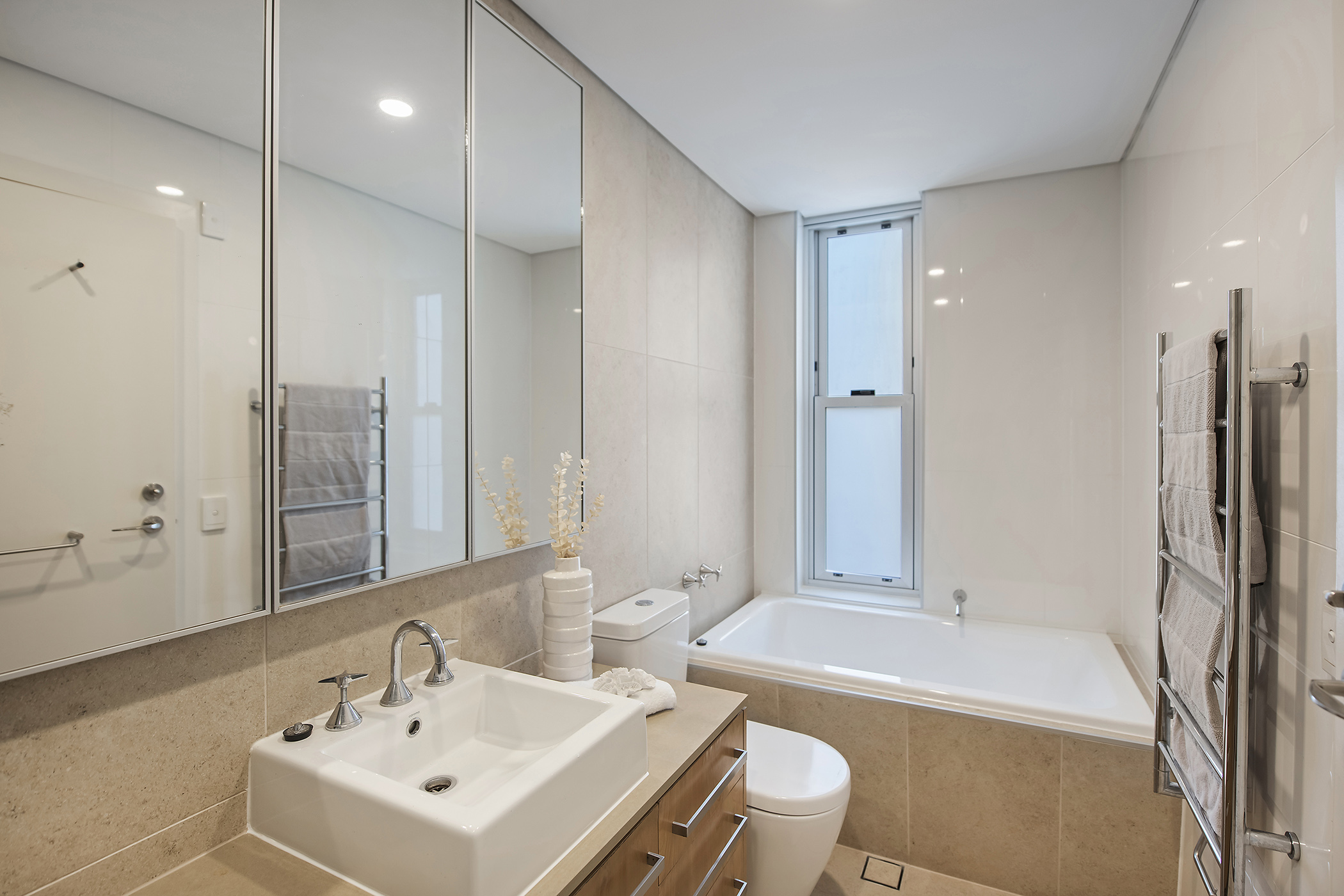 408/145 Brebner Drive, West Lakes SA