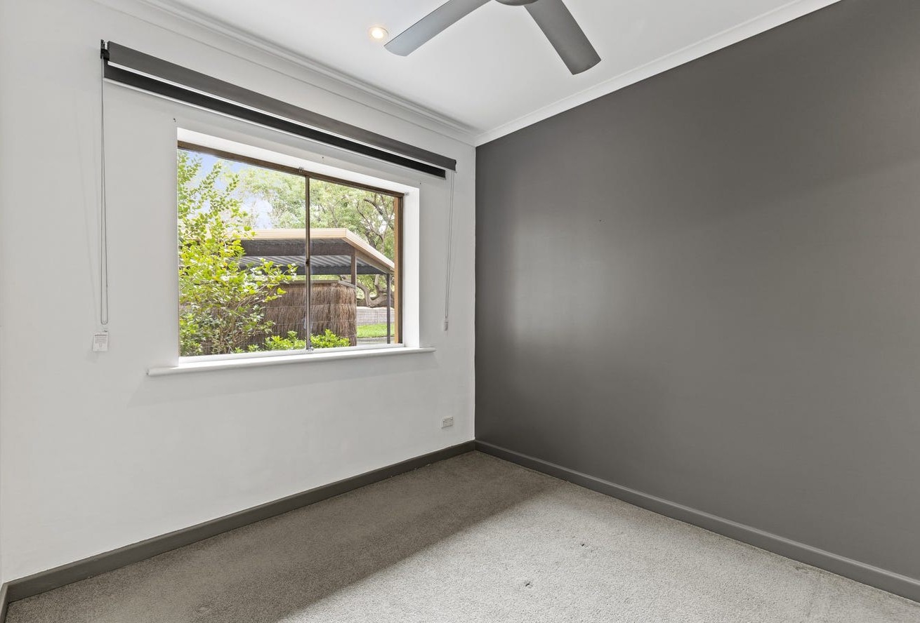 4/1B Heartland Avenue, Black Forest SA