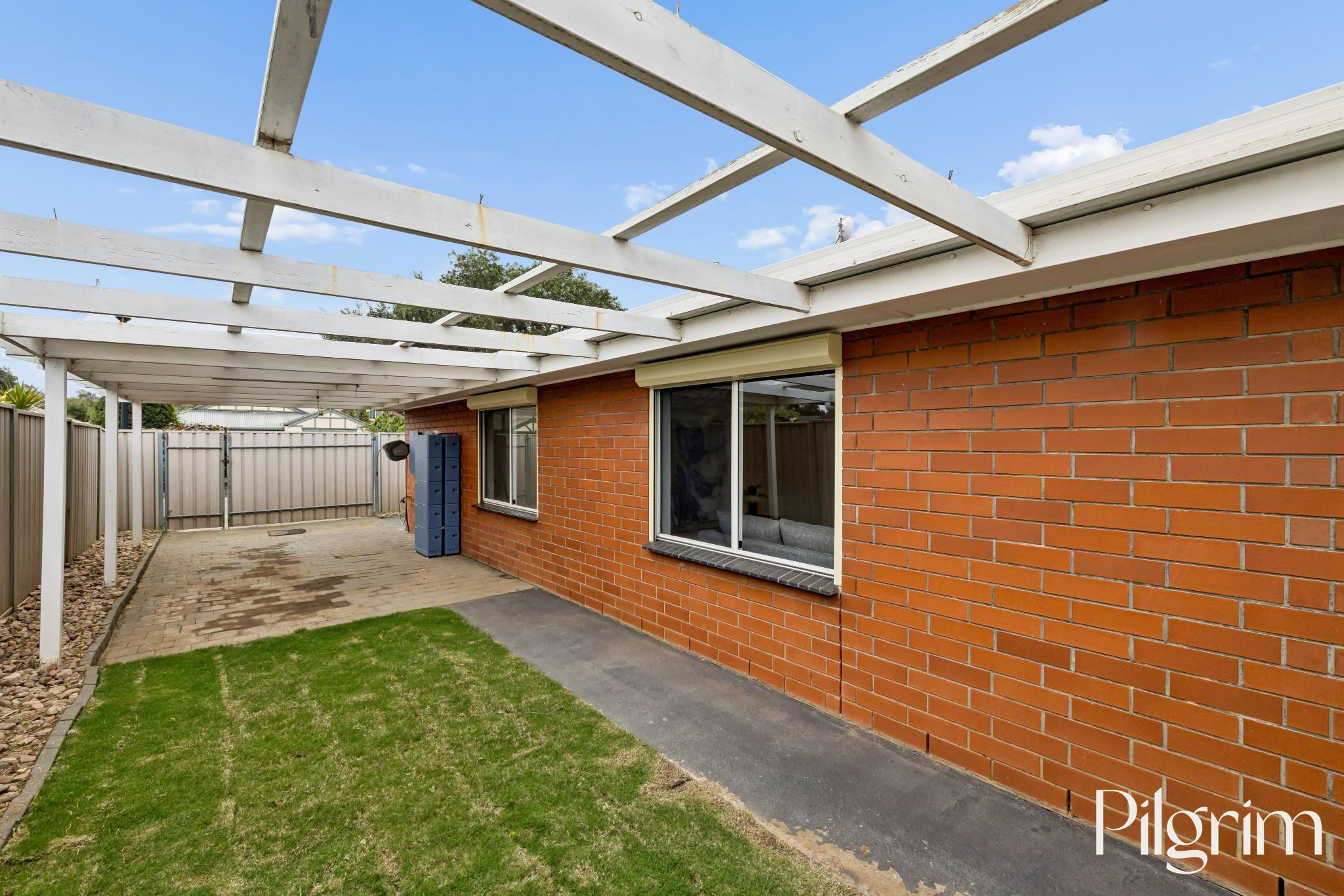 10 Norley Place, Pooraka SA