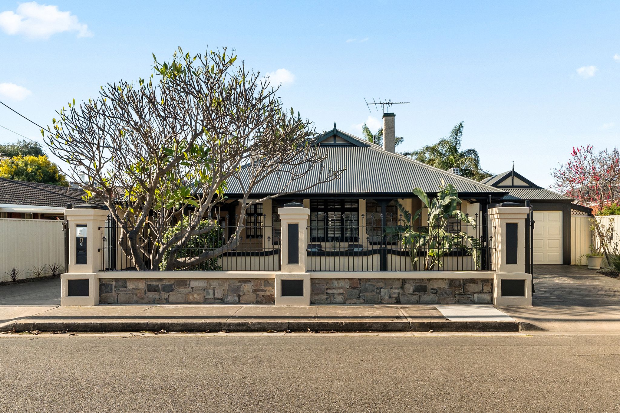 17 Albert Street, Semaphore SA