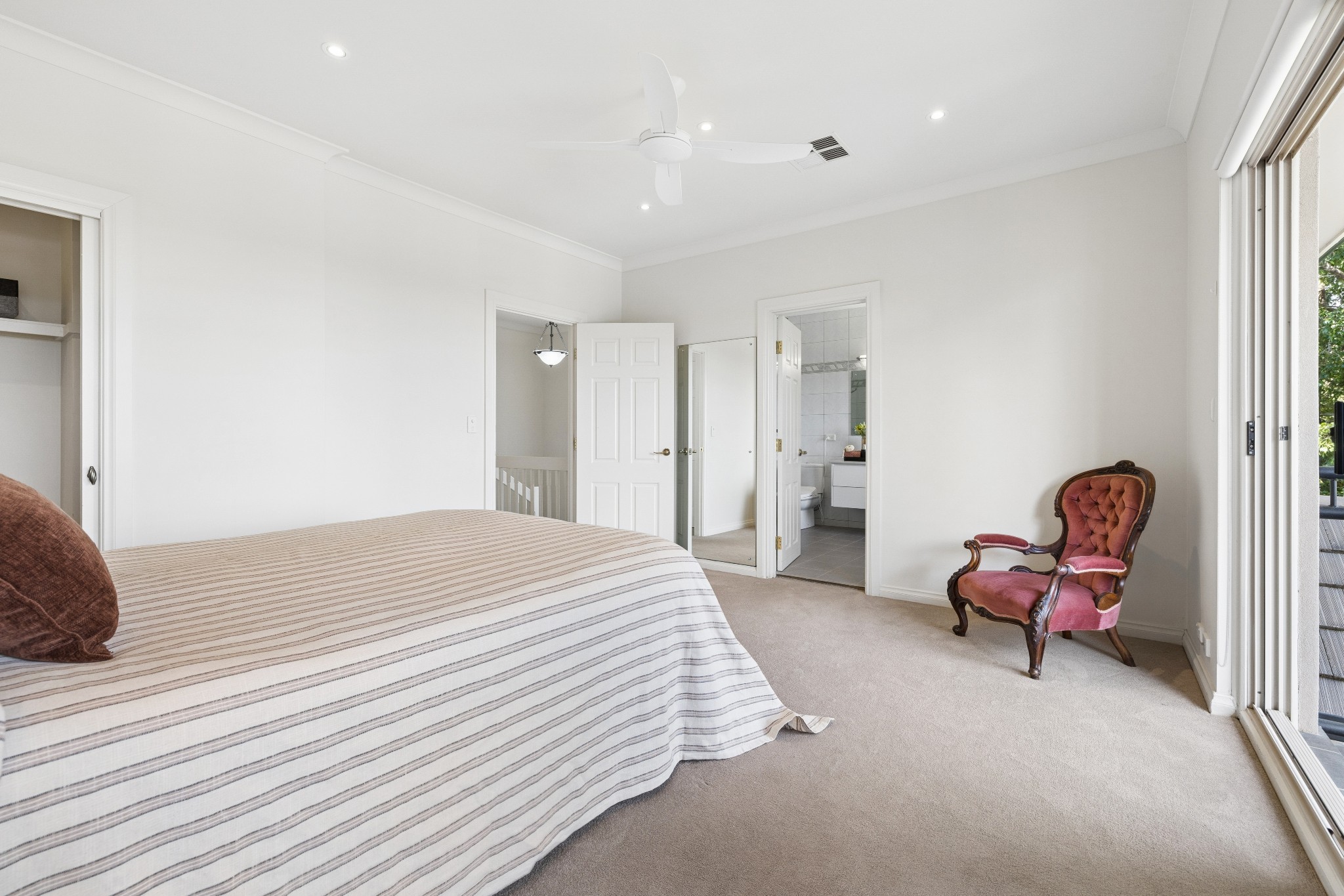 3A Newenham Road, Springfield SA