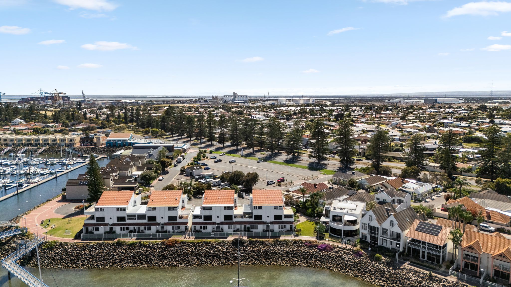 10/10 Nerida Drive, North Haven SA