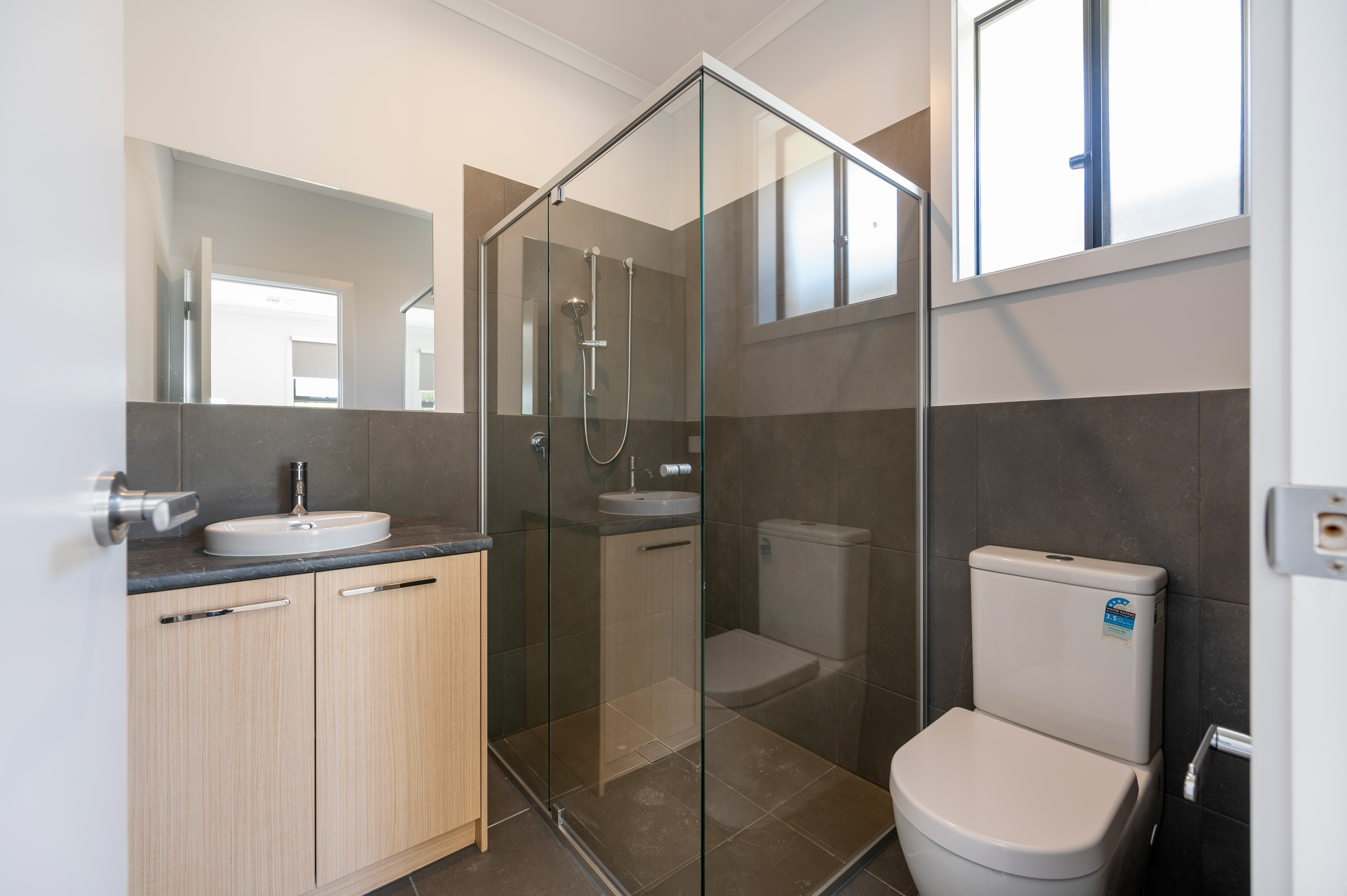 7 Redbank Grove, Windsor Gardens SA