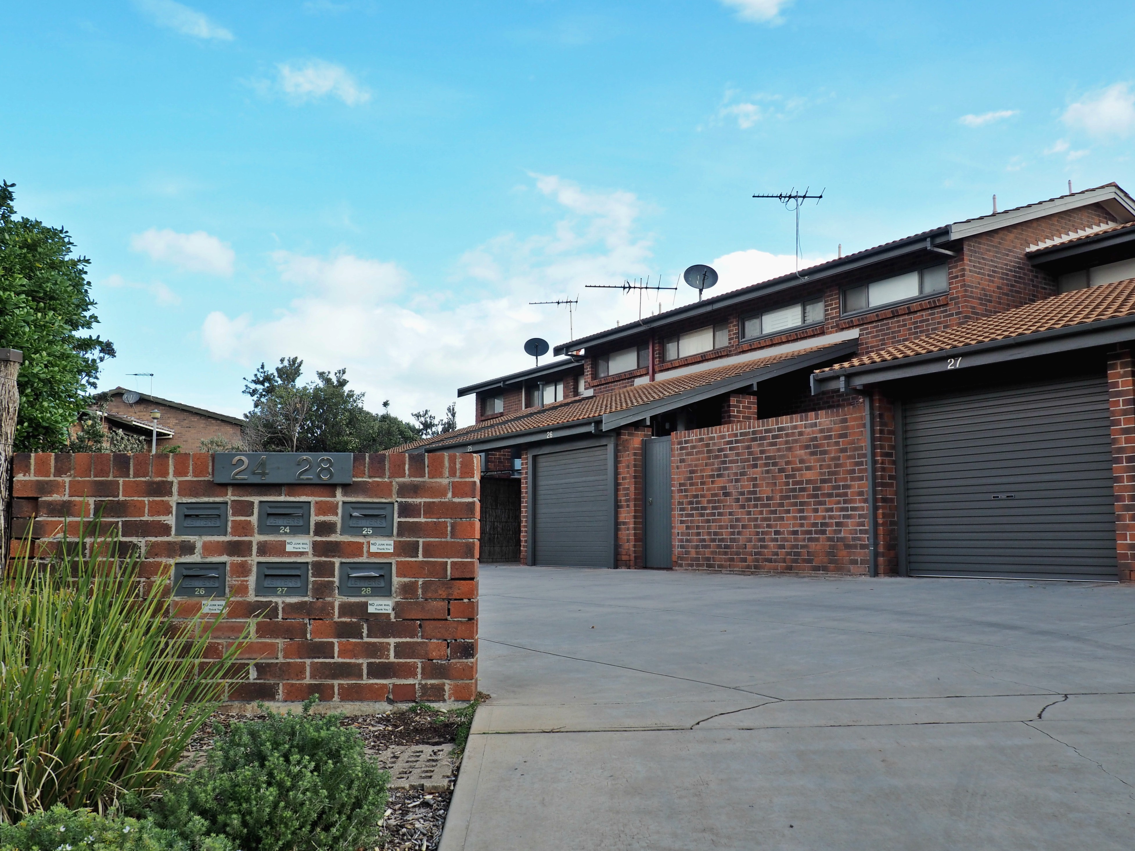 25 Sandpiper Place, West Lakes Shore SA