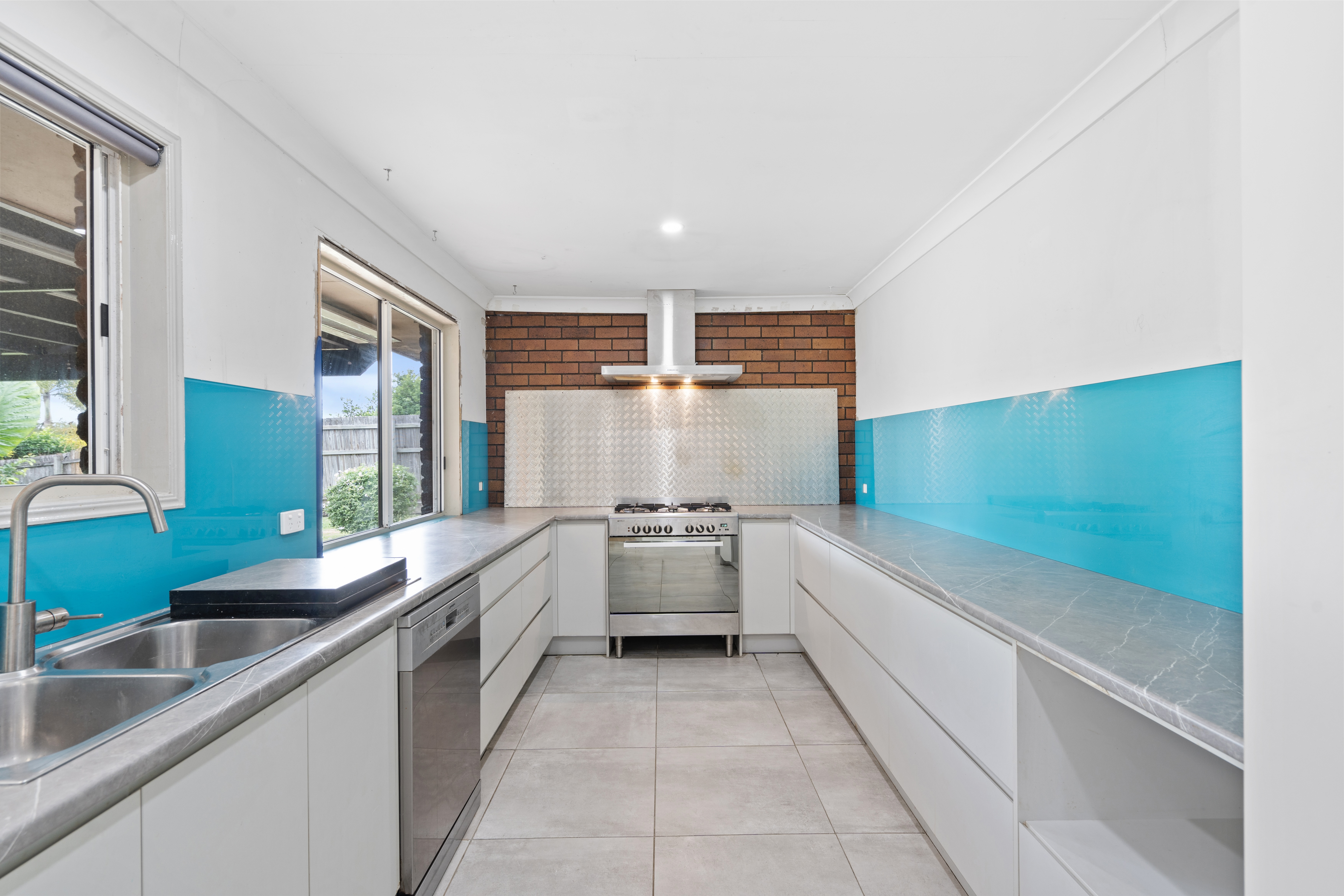 74 Callaghan Way, Capalaba QLD, Capalaba - Thumbnail 2