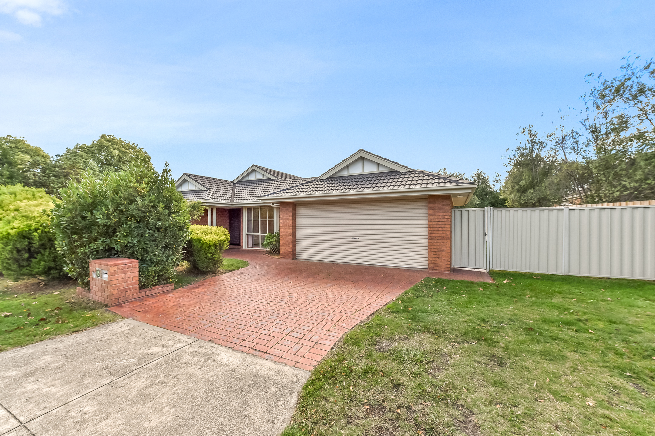 15 Robinsons Road, Frankston South VIC