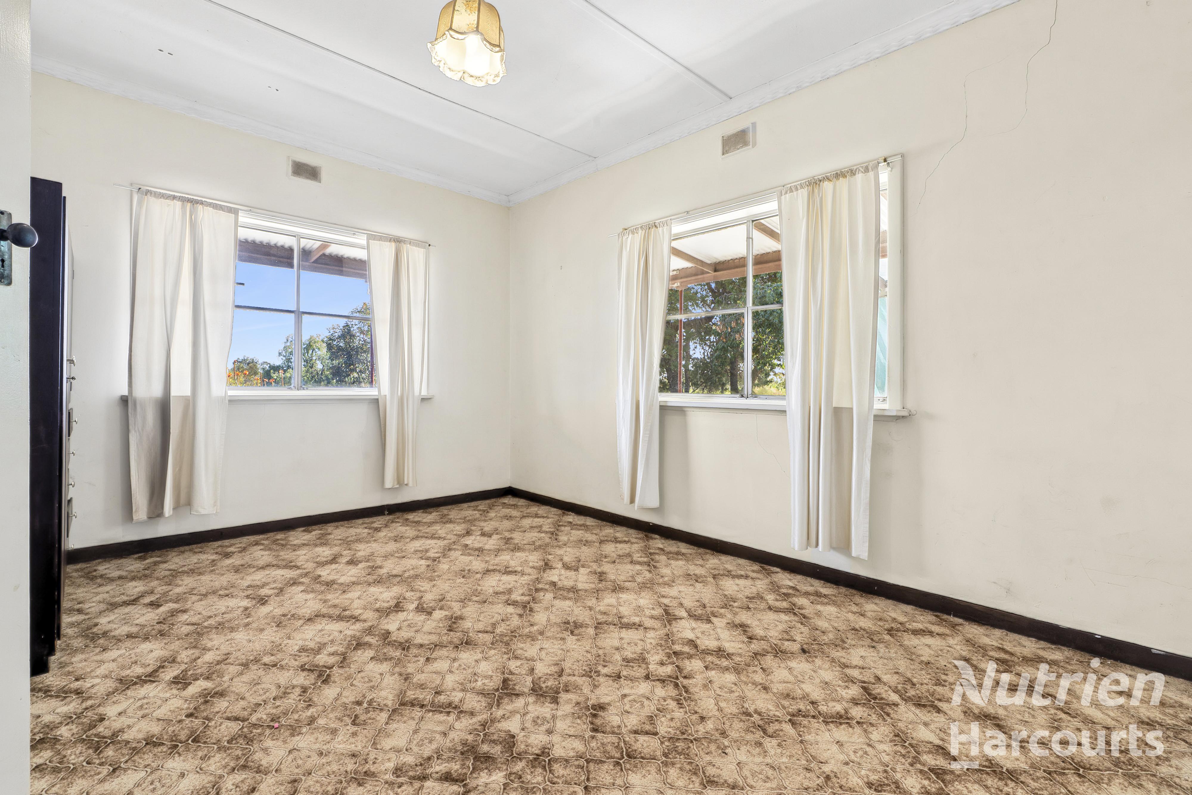 41 Kite Street, Renmark For Sale by Farmbuy.com - image 5