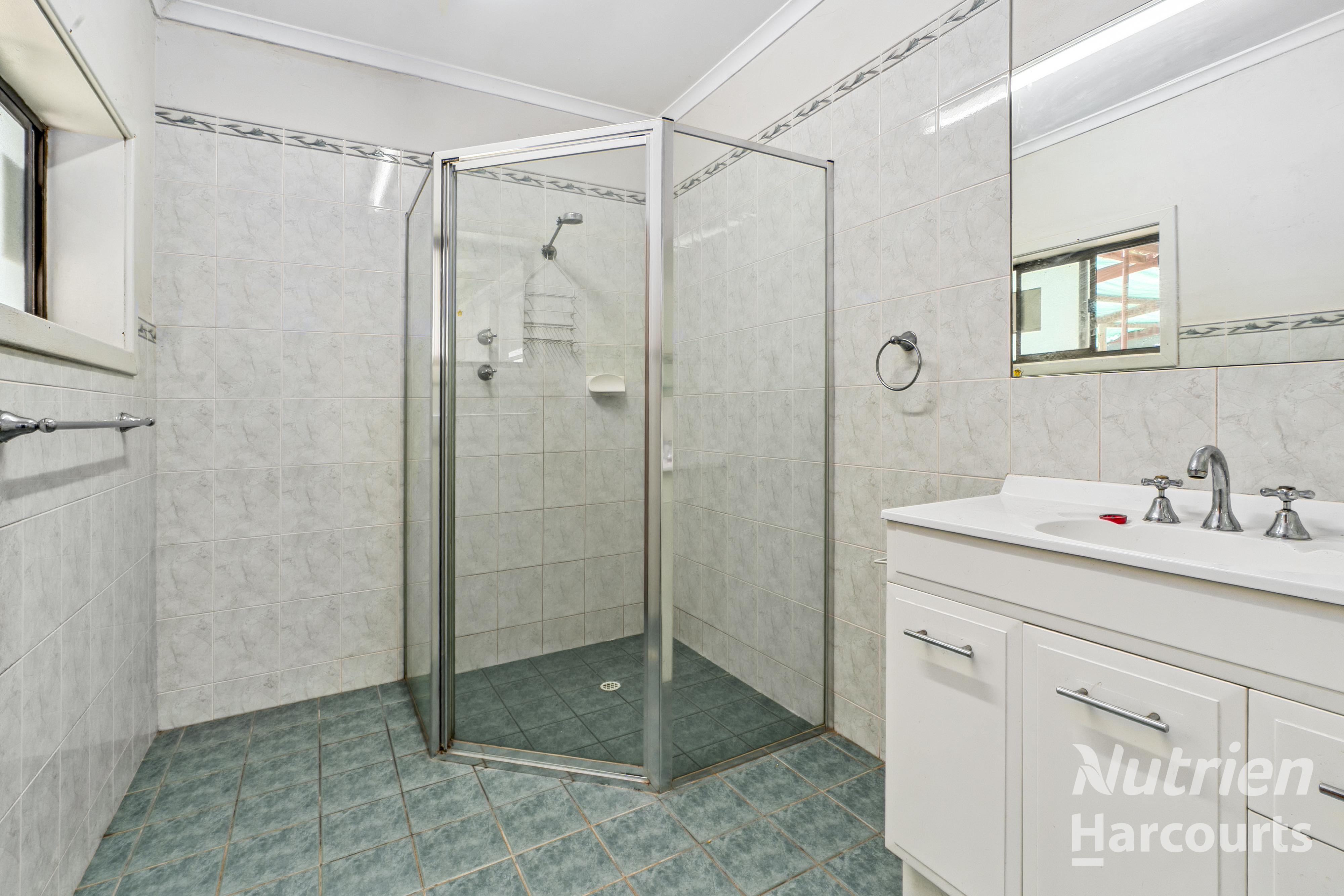 41 Kite Street, Renmark For Sale by Farmbuy.com - image 8