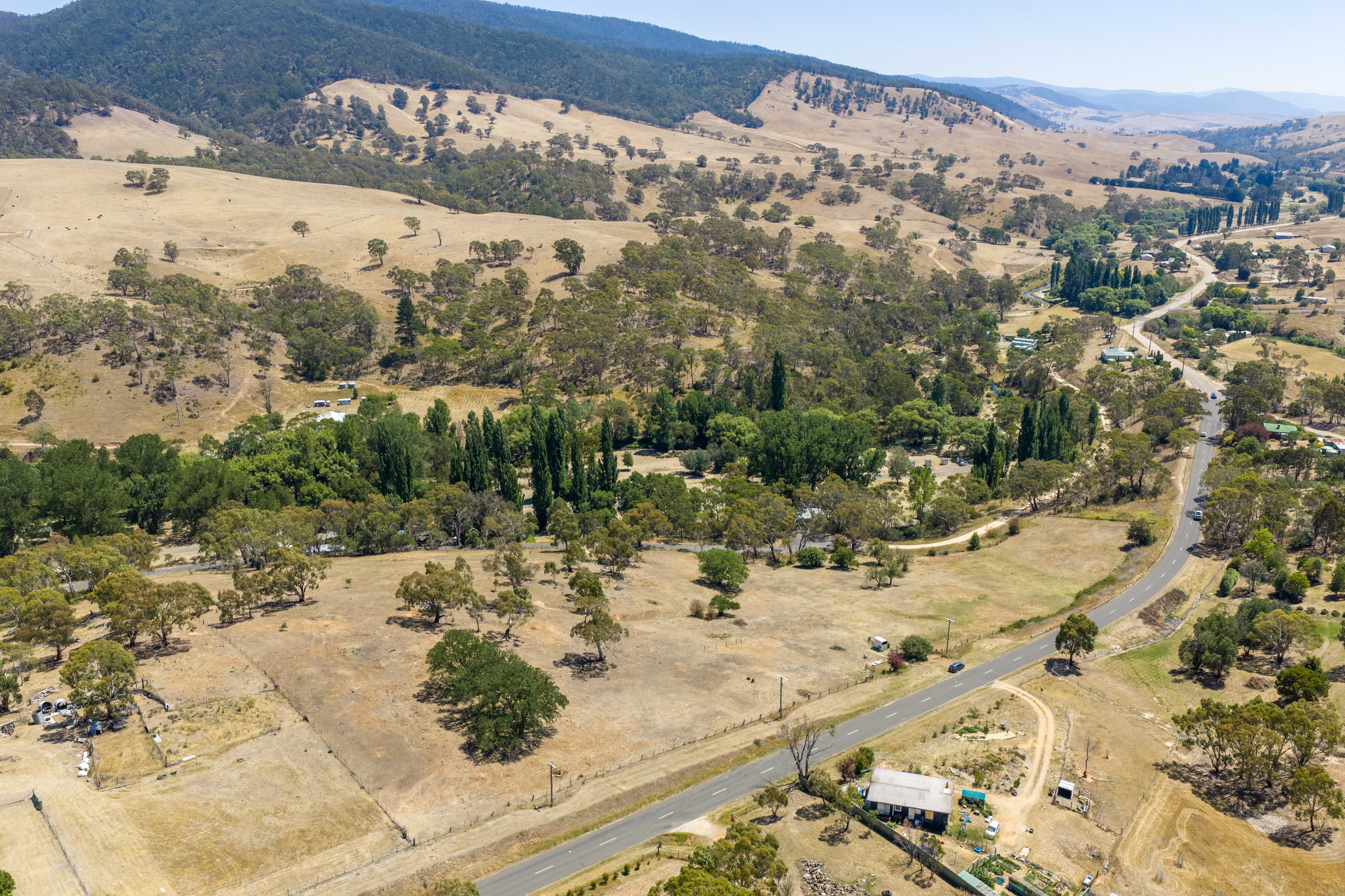 56 Day Avenue, Omeo For Sale by Farmbuy.com - image 6