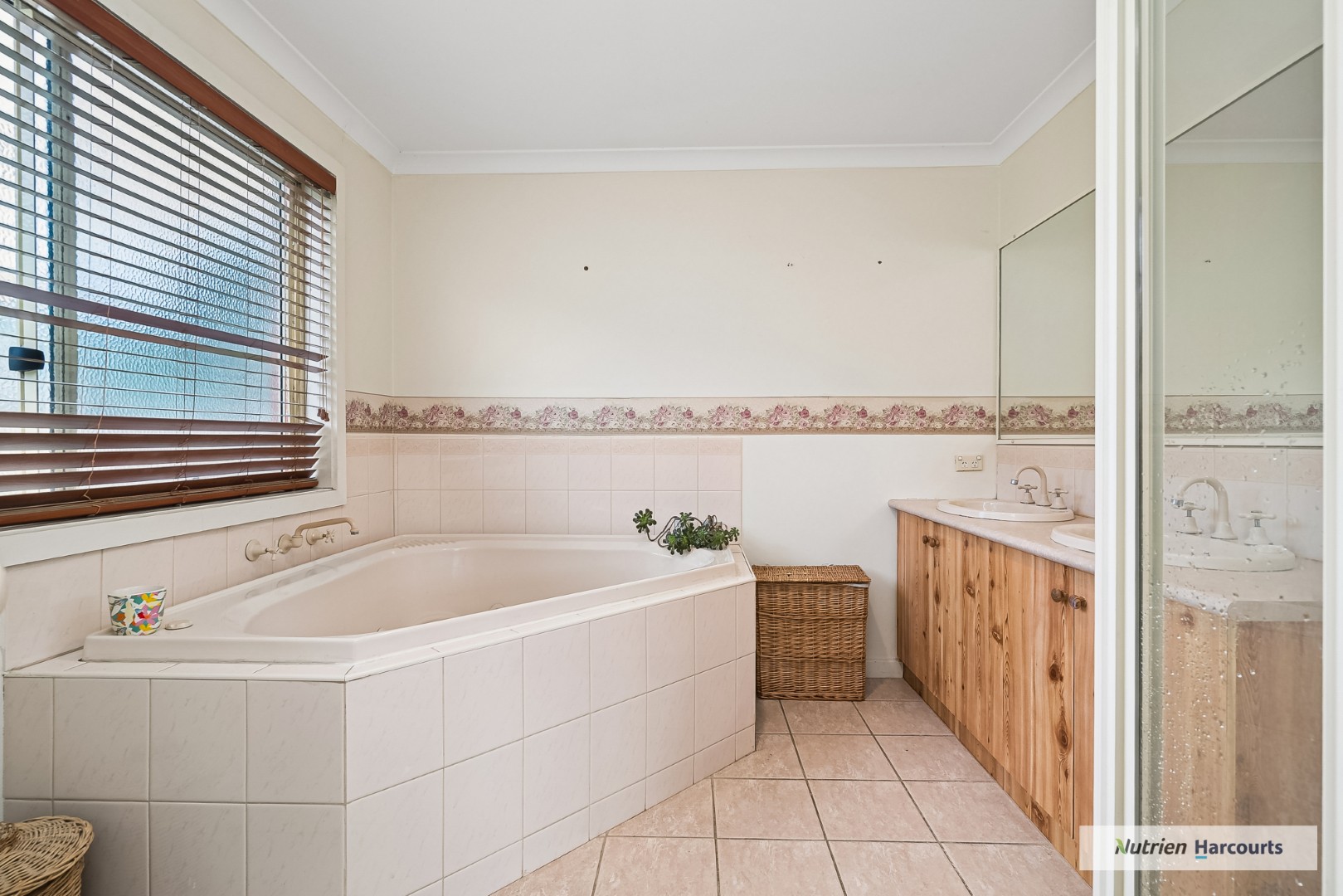 365 McDonalds Road, Clonbinane For Sale by Farmbuy.com - image 9