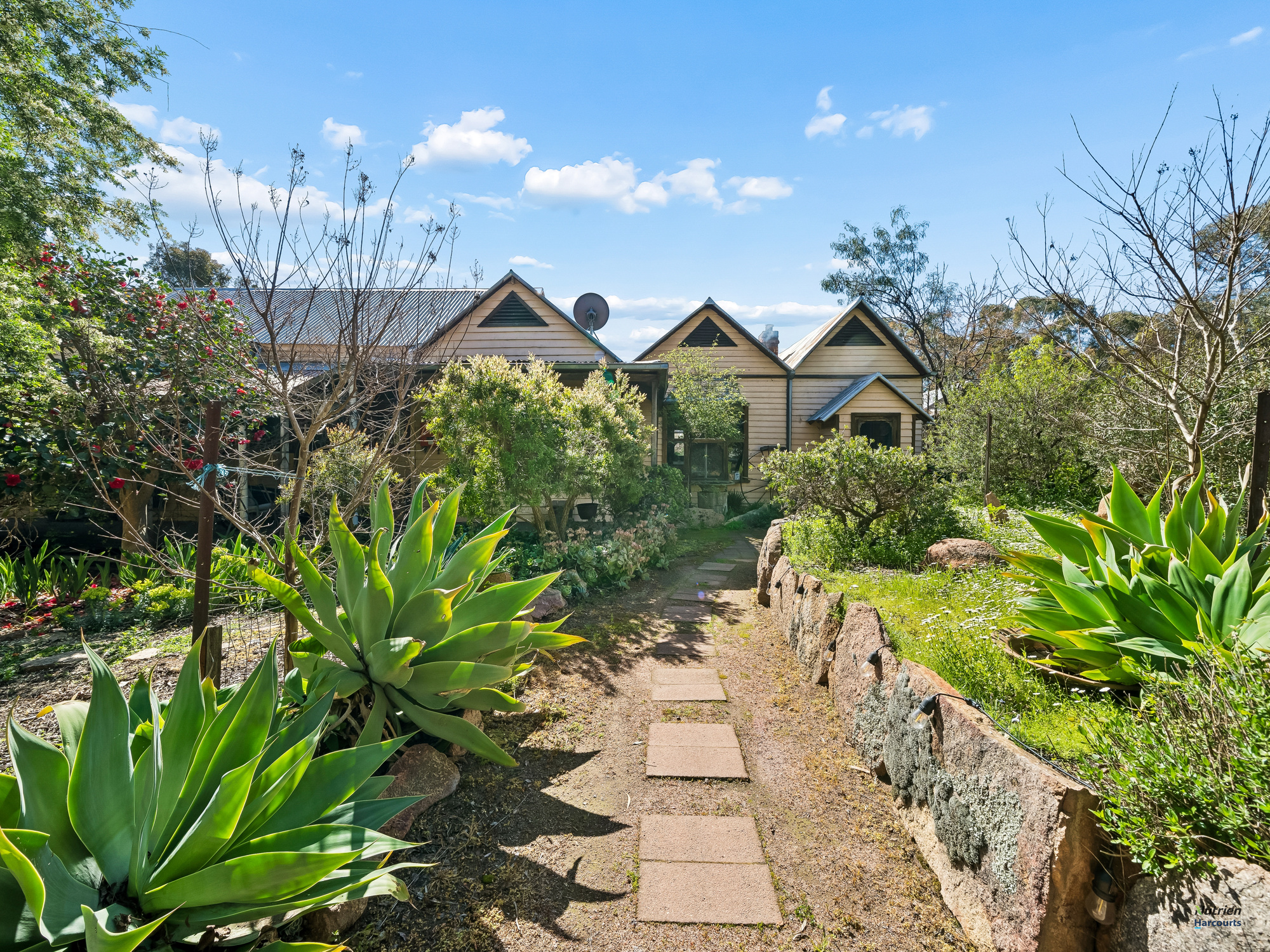 1924 Benalla Yarrawonga Road, Bungeet West For Sale by Farmbuy.com - image 8