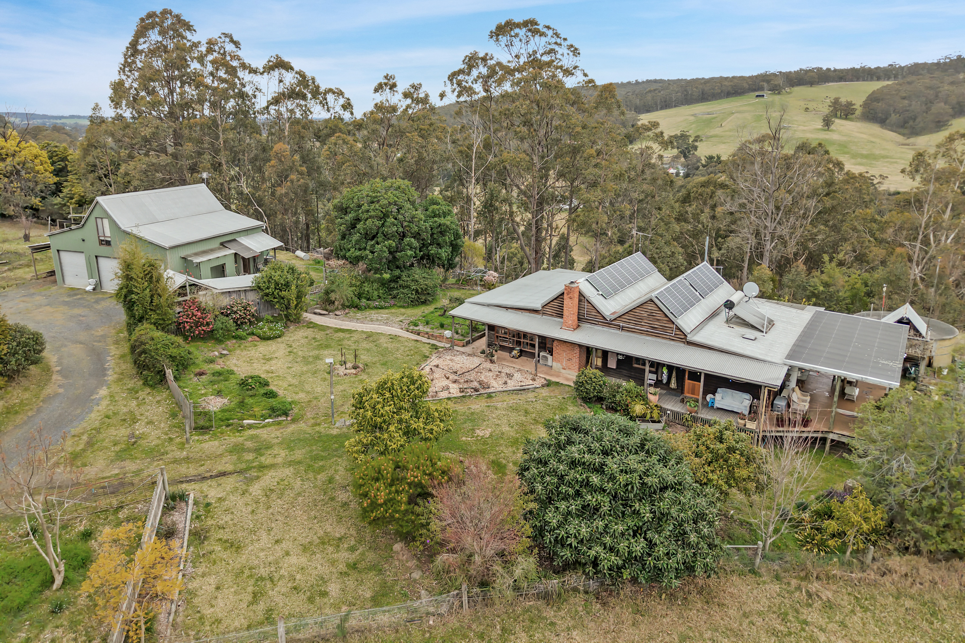 100 Baxters Road, Macks Creek VIC 3971