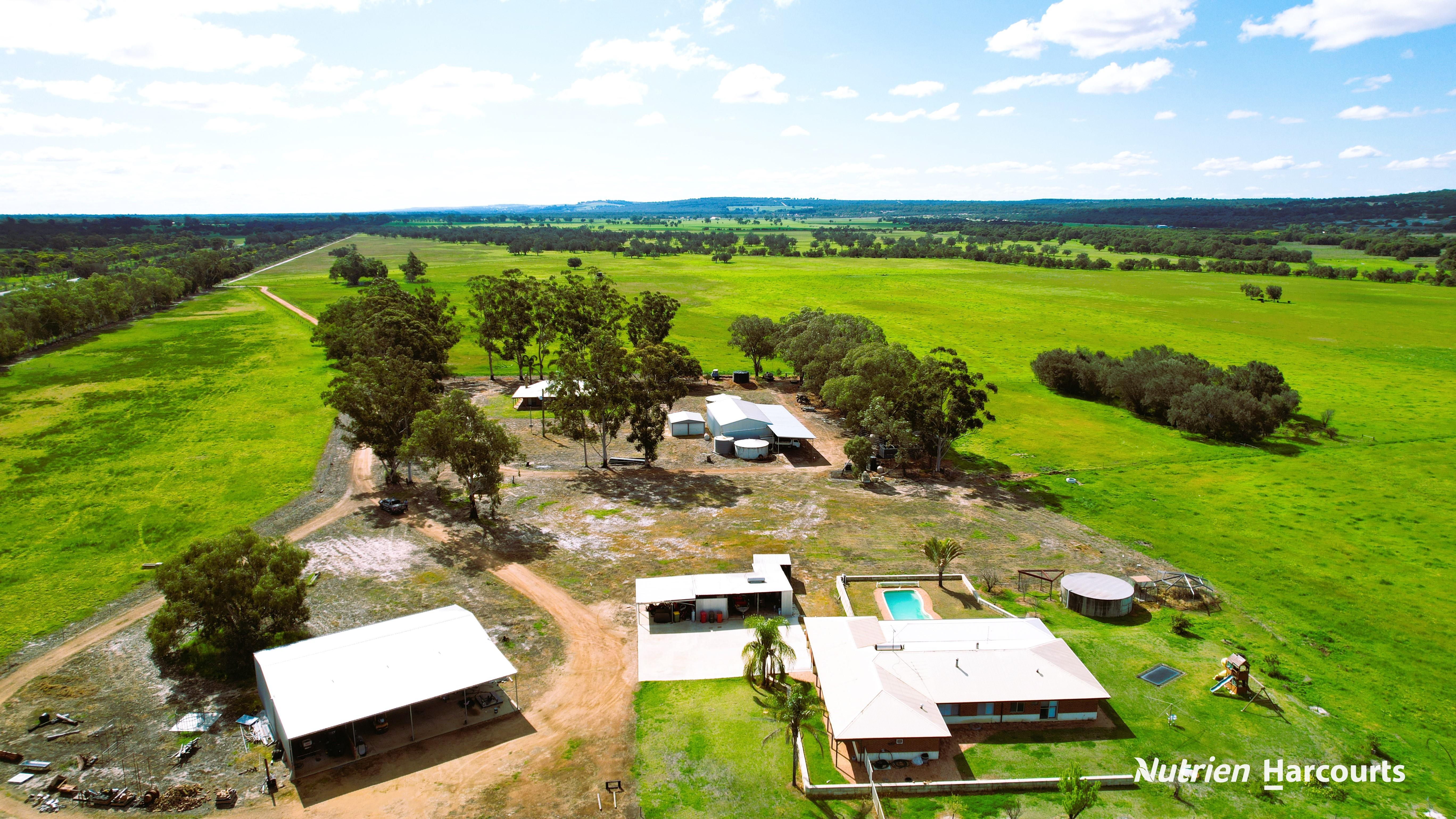 1298 Brand Highway, Chittering WA 6084