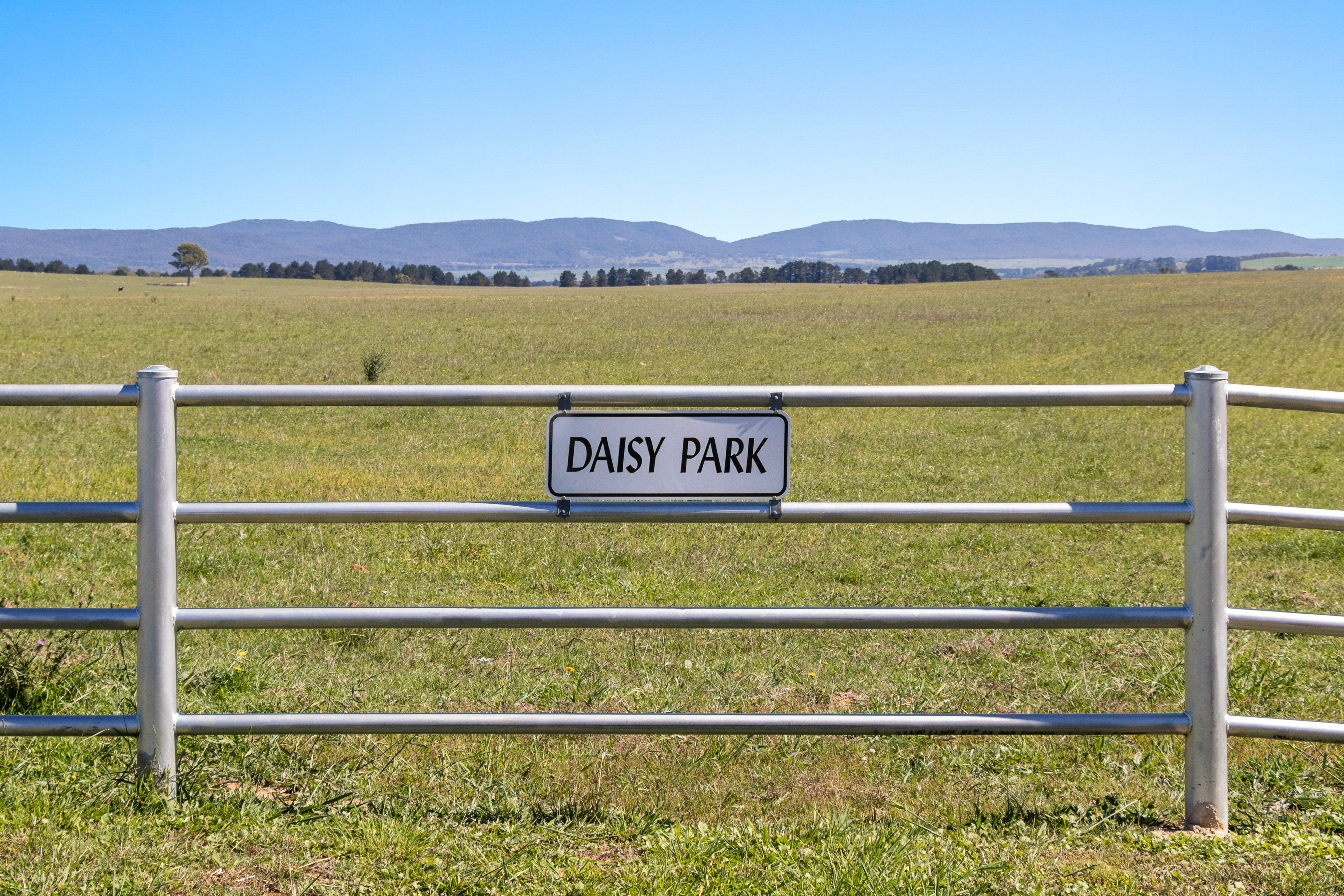 749 Glenoval Road, Lake Bathurst For Sale by Farmbuy.com - image 5