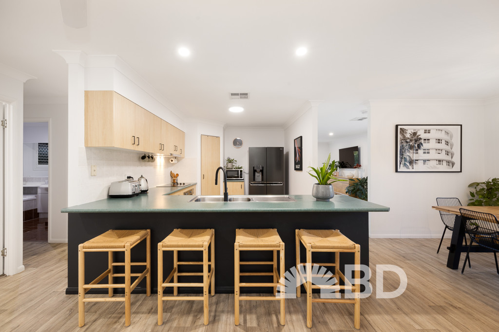 5 Quandong Court<br />NARANGBA 4504