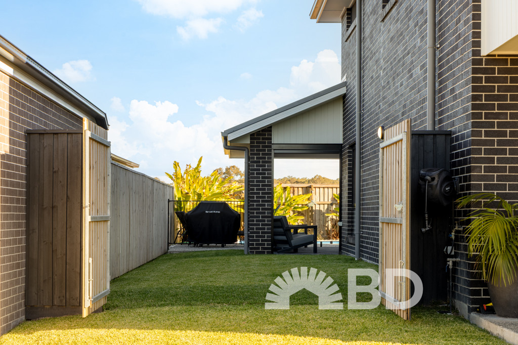10 Festival Street<br />MORAYFIELD 4506