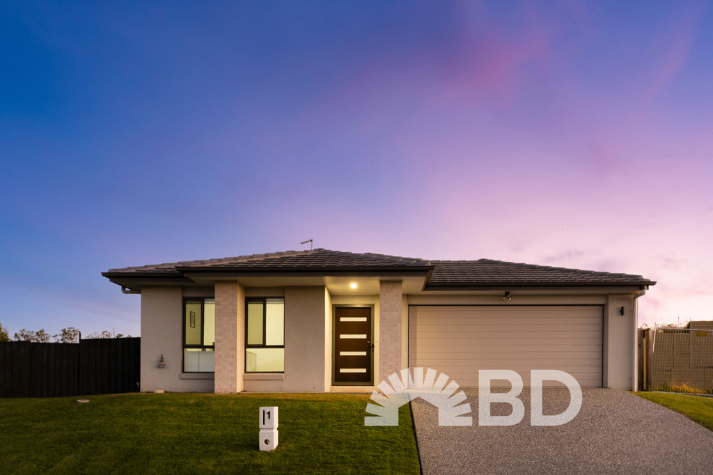 1 Stunning Crescent<br />NARANGBA 4504
