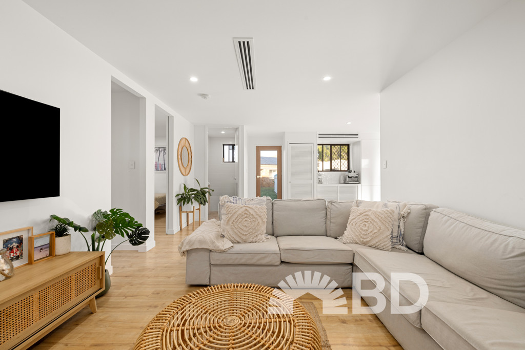 64 Endeavour Drive<br />BANKSIA BEACH 4507