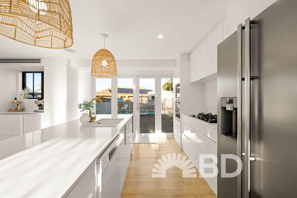 64 Endeavour Drive<br />BANKSIA BEACH 4507