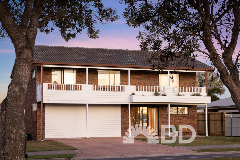 64 Endeavour Drive<br />BANKSIA BEACH 4507