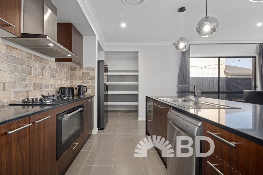40 Crest Street<br />NARANGBA 4504