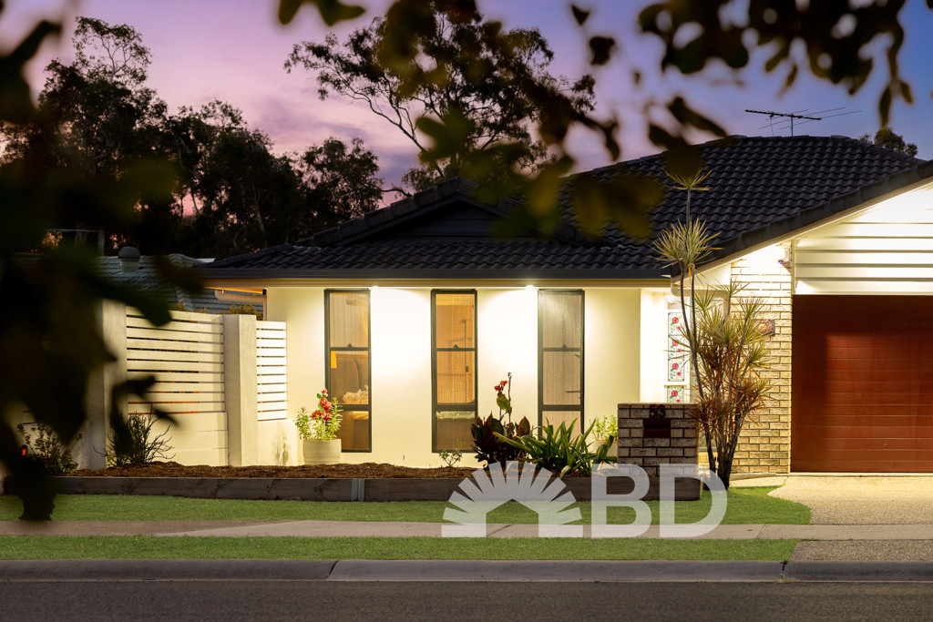 53 Ridgegarden Drive<br />MORAYFIELD 4506