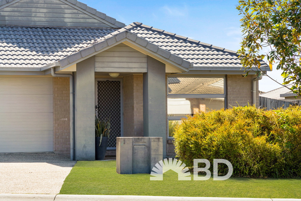 <span>12 Telopea Place</span><br />MORAYFIELD 4506