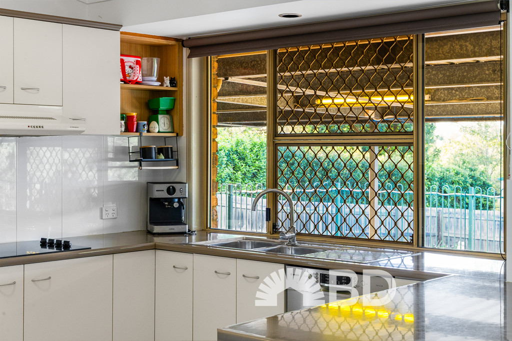 124 Madeline Drive<br />MORAYFIELD 4506