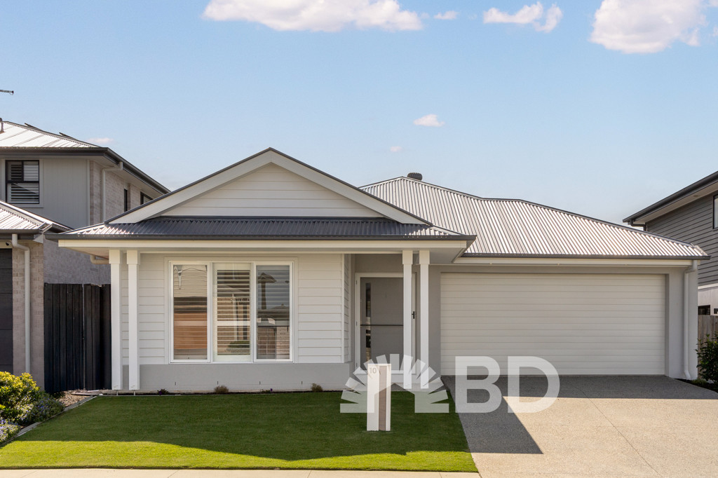 10 Hillside Street<br />NARANGBA 4504