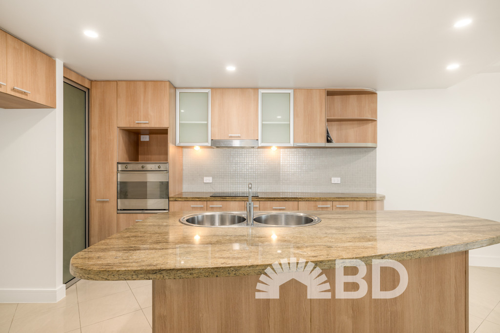 204/11 Nicklin Way<br />MINYAMA 4575