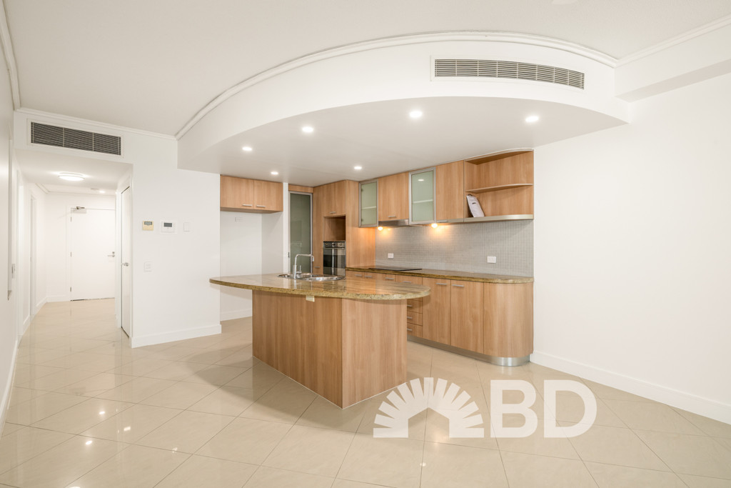 204/11 Nicklin Way<br />MINYAMA 4575