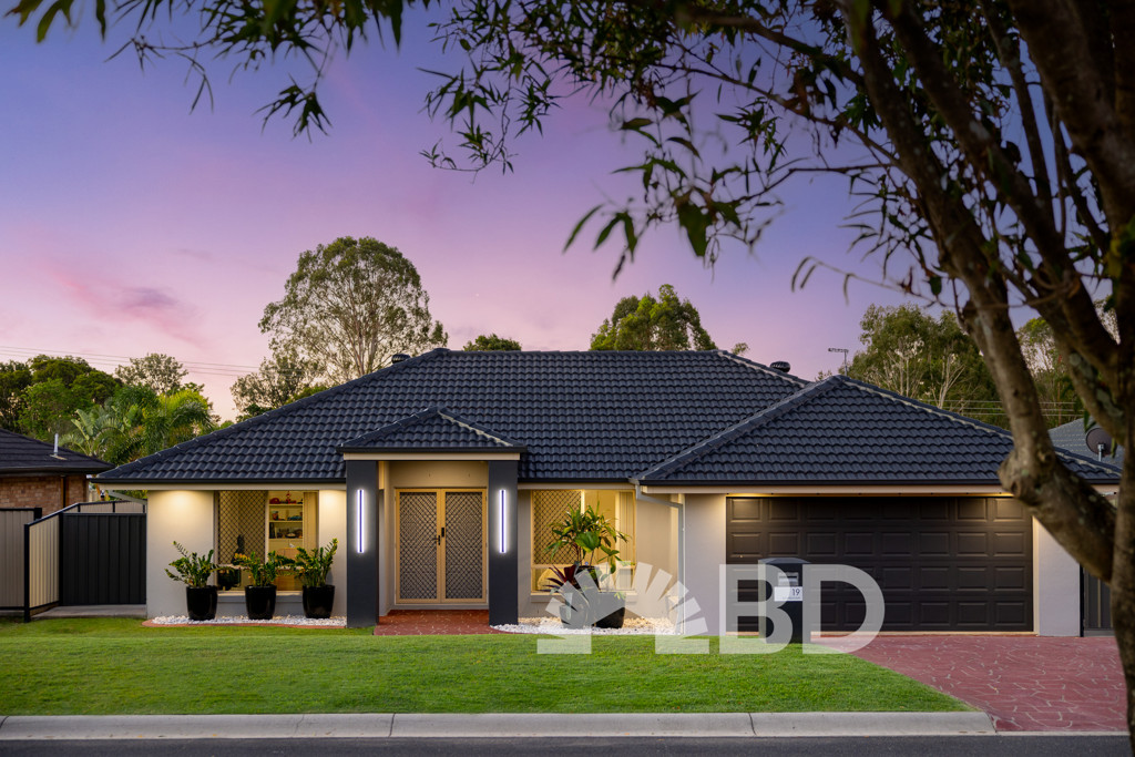 19 Borumba Court<br />NARANGBA 4504