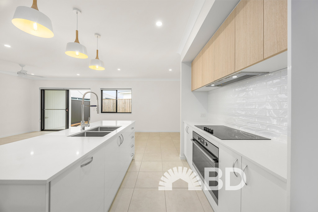 49 Moreton Parade<br />MORAYFIELD 4506