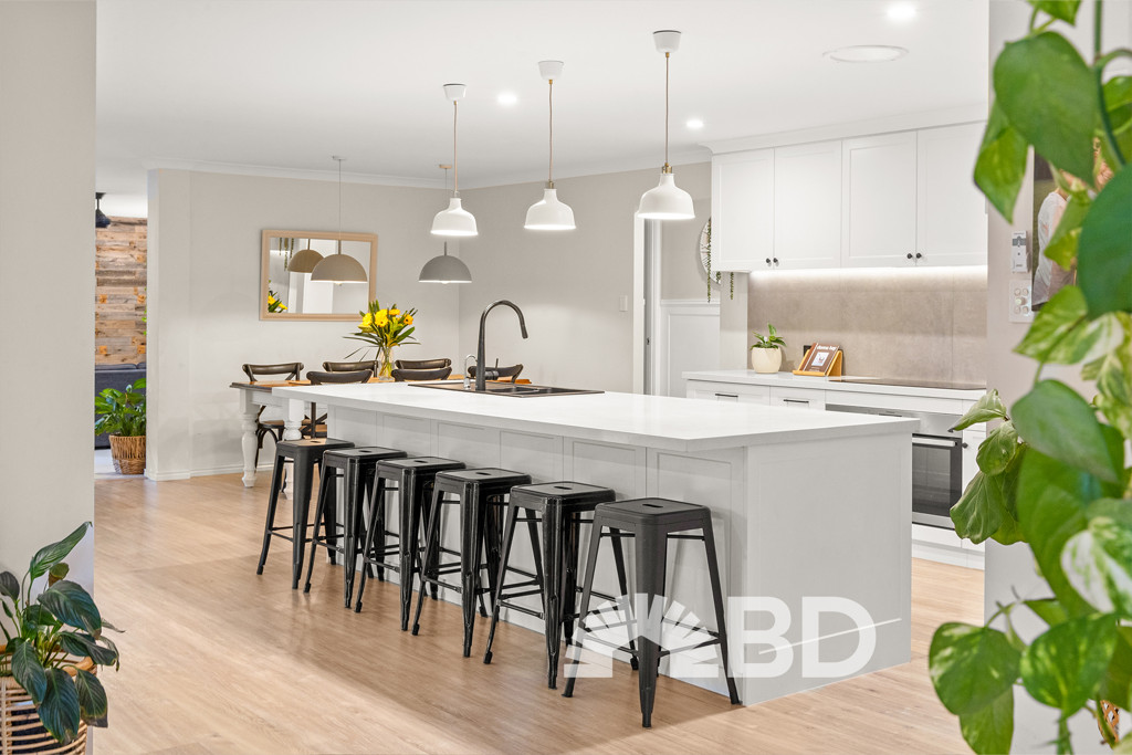 1 Tangerine Court<br />NARANGBA 4504