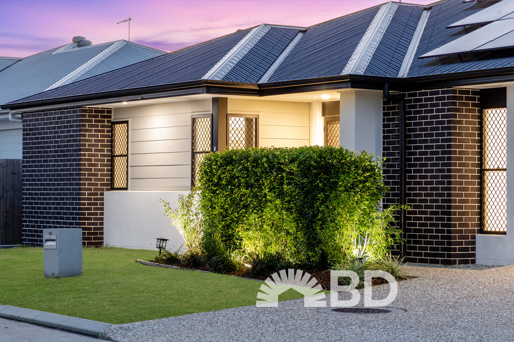 2/116-118 Oakey Flat Road<br />MORAYFIELD 4506