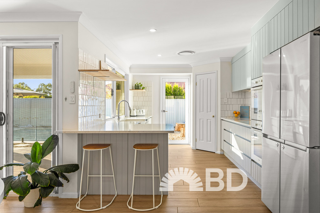 6 Tangerine Court<br />NARANGBA 4504