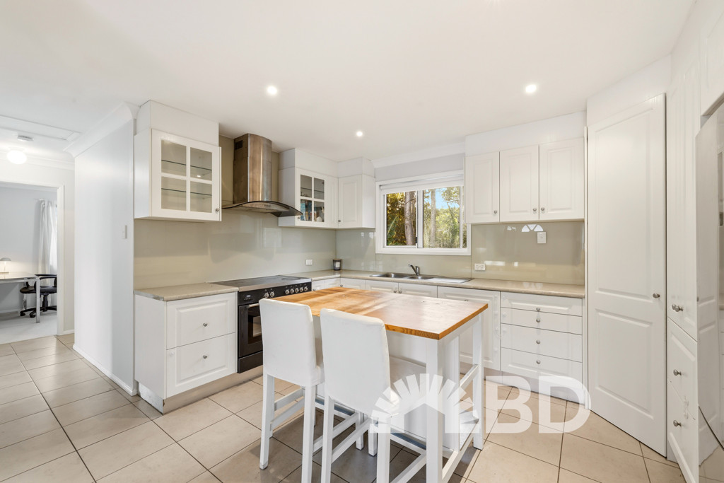 37 Tibrogargan Drive<br />NARANGBA 4504