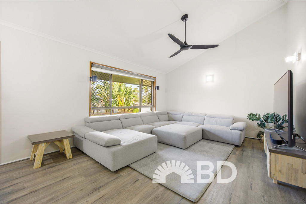 12 Alexander Crescent<br />MORAYFIELD 4506
