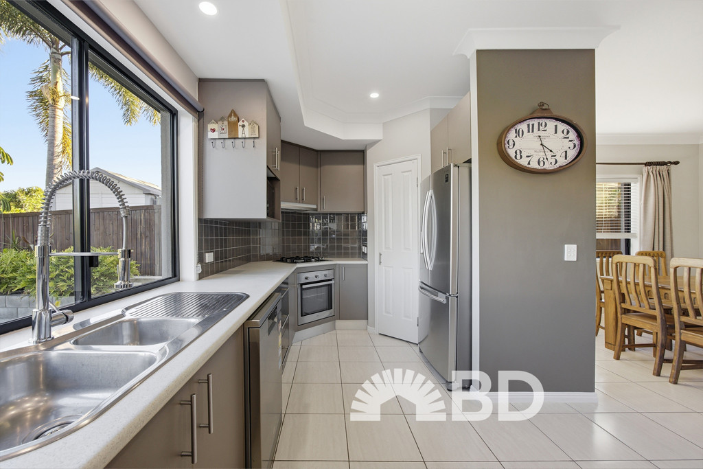30 Sandpiper Avenue<br />NORTH LAKES 4509
