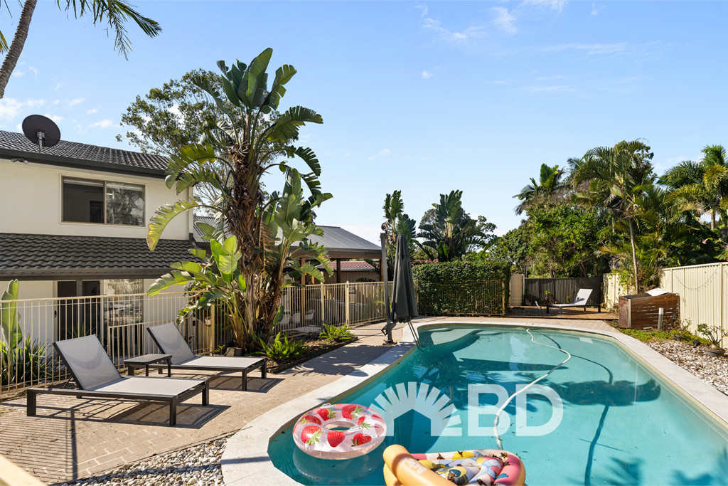 19 Saint Quentin Road<br />PETRIE 4502