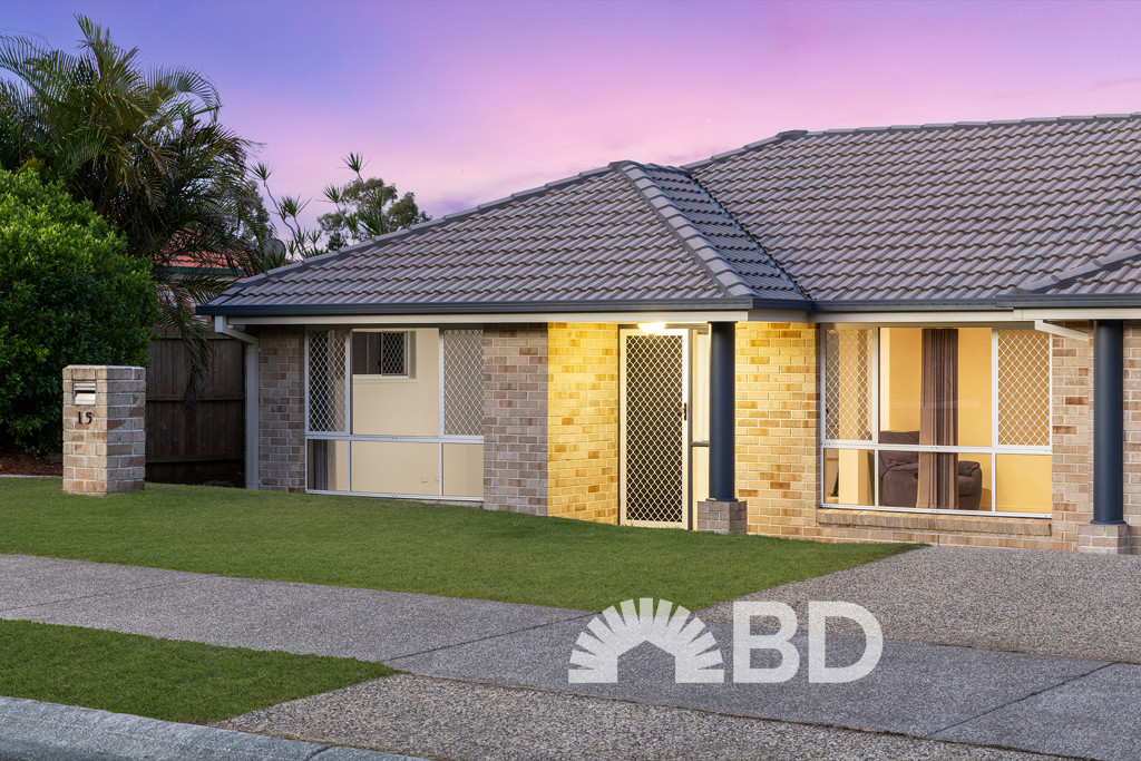 15 Coach Road West<br />MORAYFIELD 4506