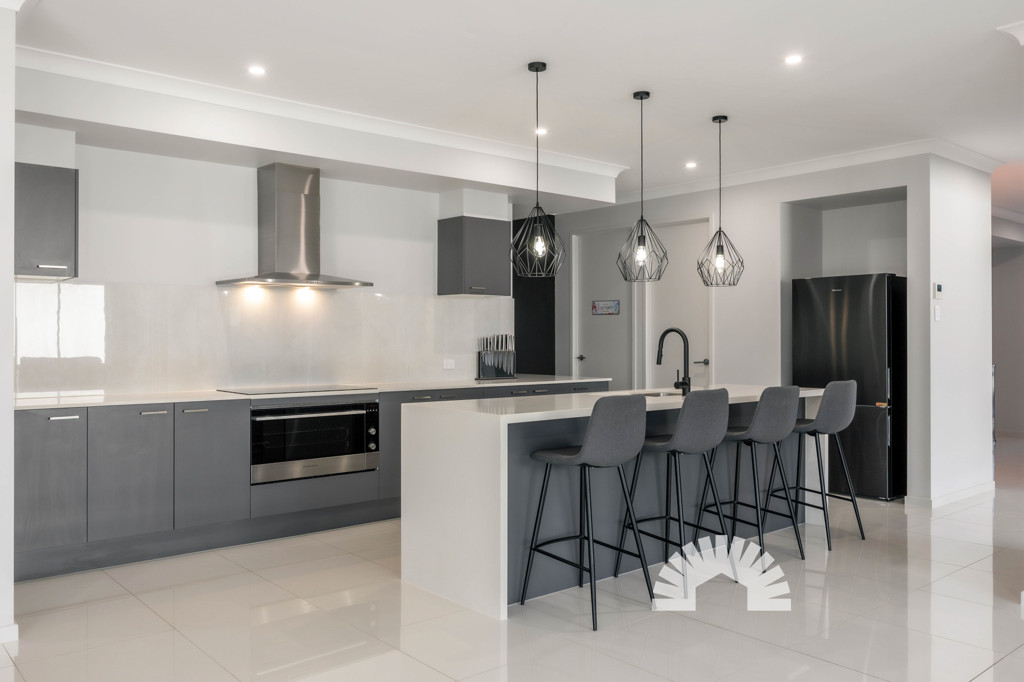 6 Palm Close<br />BURPENGARY EAST 4505
