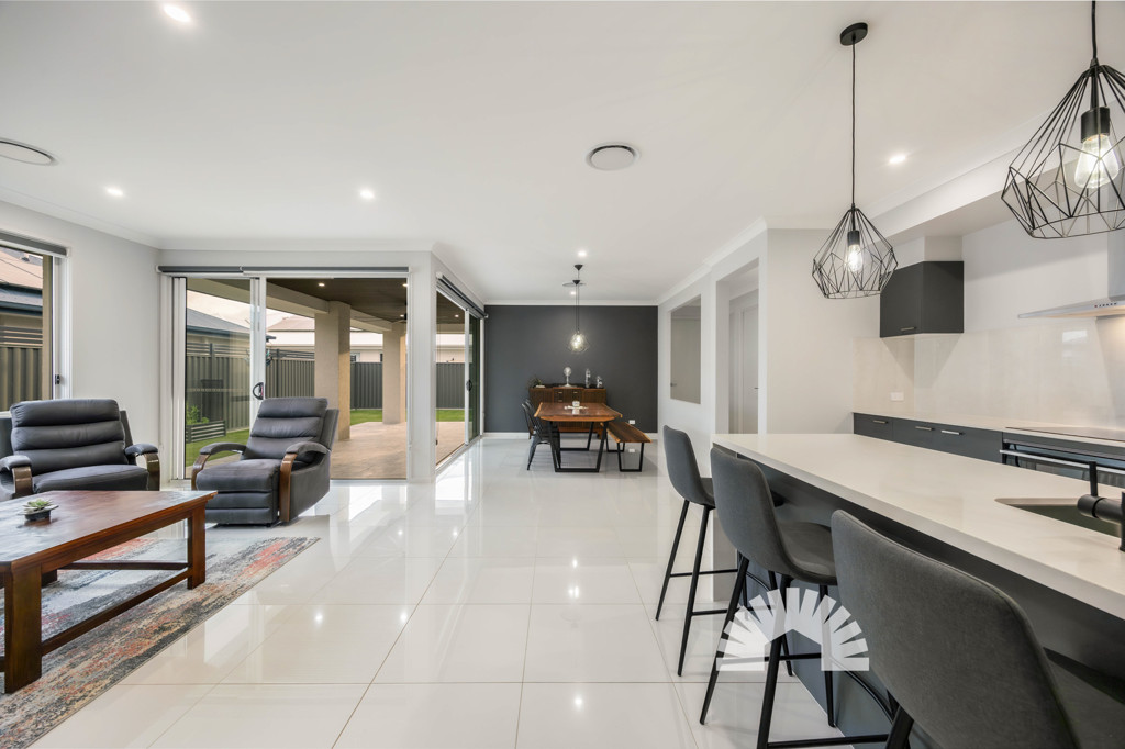 6 Palm Close<br />BURPENGARY EAST 4505