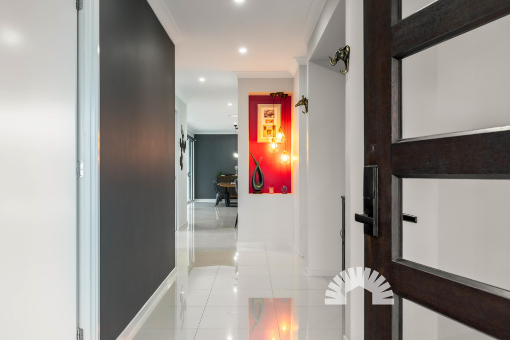 6 Palm Close<br />BURPENGARY EAST 4505
