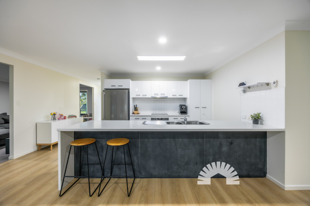 6 Lyndon Way<br />BELLMERE 4510